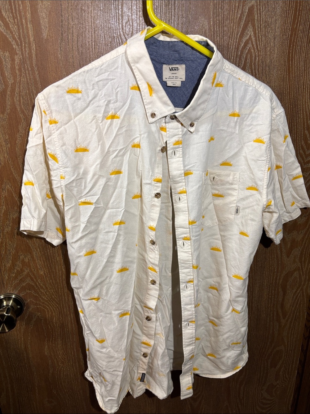 Vans White Short-Sleeve Button-Up Shirt with Yellow Sun Prints